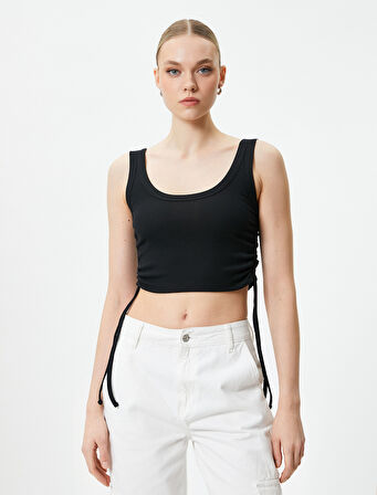 Crop Atlet Yanları Büzgülü Ribanalı U Yaka