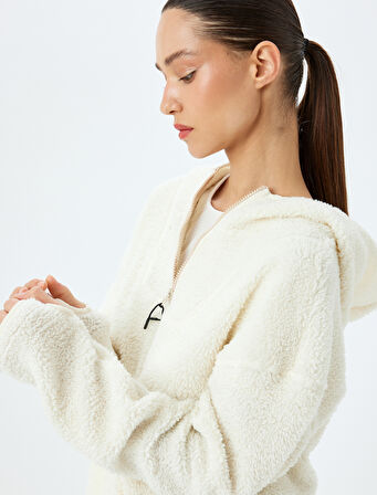 Peluş Sweatshirt Kapüşonlu Yarım Fermuarlı Cep Detaylı