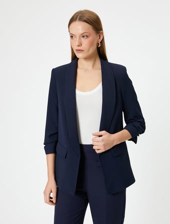 Kapaklı Cep Detaylı 3/4 Kol Kruvaze Blazer Ceket