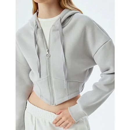 SWEATSHIRTS