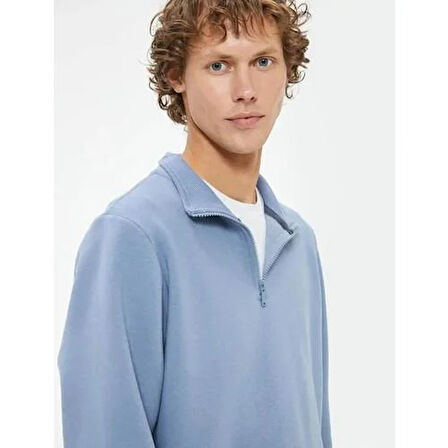 SWEATSHIRTS