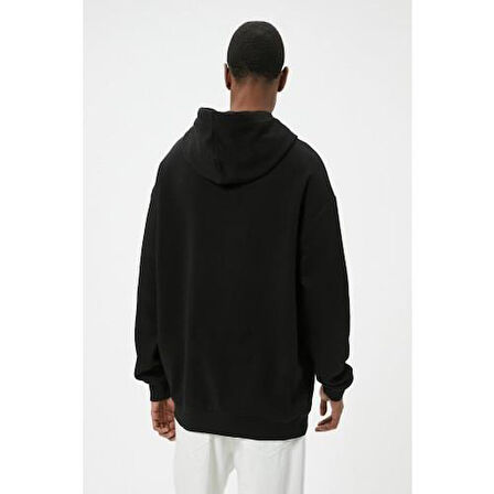 SWEATSHIRTS
