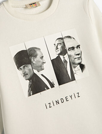 Atatürk Baskılı Sweatshirt Şardonlu Bisiklet Yaka