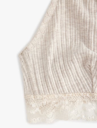 Dolgusuz Balensiz Dantel Detaylı Bralet Sütyen