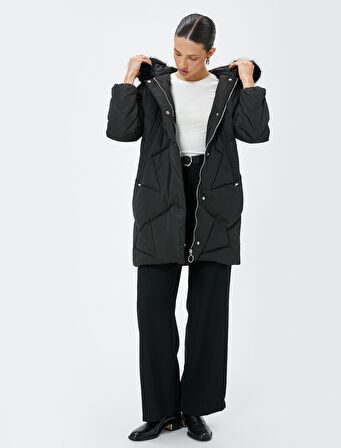 Uzun Kapitone Mont Kapüşonlu Suni Kürk Detaylı Cepli