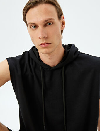 Oversize Kapşonlu Modal Karışımlı Kalın Kumaşlı Kolsuz Spor Sweatshirt