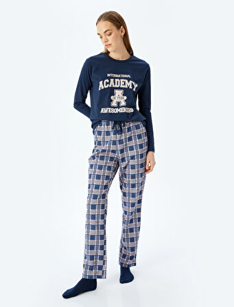 Pamuklu Uzun Kollu Baskılı Pijama Takımı