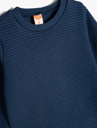 Bisiklet Yaka Sweatshirt Dokulu Pamuk Karışımlı