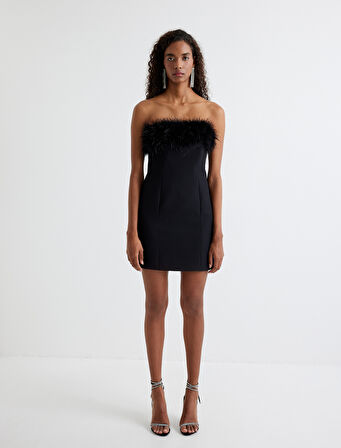 Tüylü Straplez Mini Elbise Vücuda Oturan Kalıp