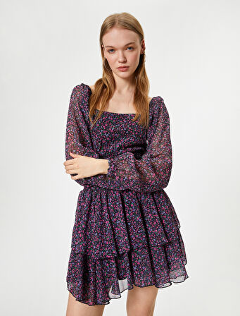 Mini Şifon Elbise Uzun Balon Kol Gipeli Kare Yaka Volanlı 