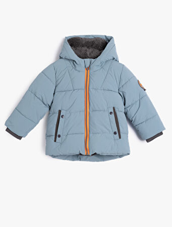 Şişme Mont Kapşonlu Çıtçıt Detaylı İçi Polar Astarlı