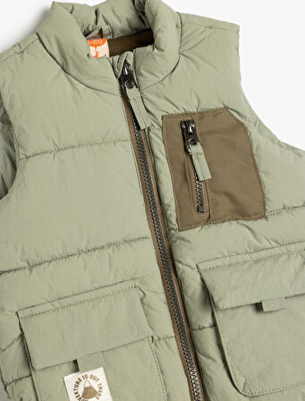 Fermuar Kapamalı Kapşonlu Cep Detaylı Şişme Yelek