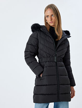 Kapitone Uzun Şişme Mont Su İtici Kapüşonlu Yakası Peluş Detaylı Cepli