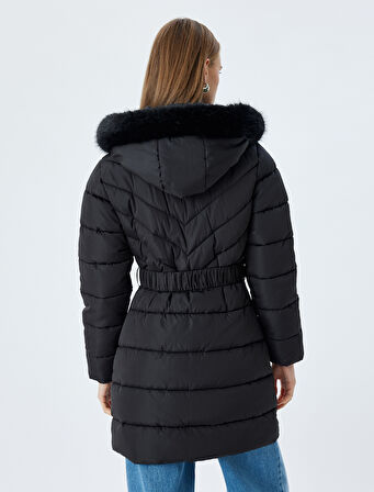 Kapitone Uzun Şişme Mont Su İtici Kapüşonlu Yakası Peluş Detaylı Cepli