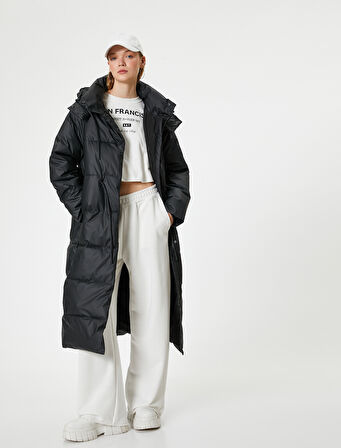 Uzun Şişme Mont Kapüşonlu Su İtici Özellikli Fermuarlı Cepli 