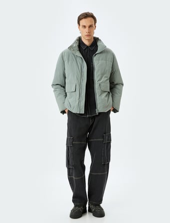 Dik Yaka Fermuarlı Slim Fit Şişme Mevsimlik Ceket