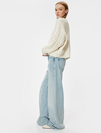 Triko Kazak Saç Örgü Dokulu Bisiklet Yaka İnci Detaylı