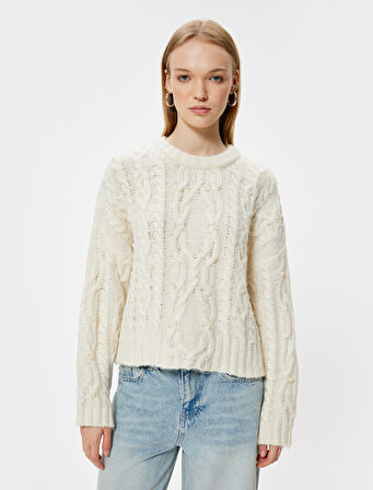 Triko Kazak Saç Örgü Dokulu Bisiklet Yaka İnci Detaylı