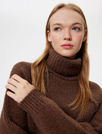 Boğazlı Kazak Dikiş Detaylı Reglan Kollu Yumuşak Dokulu