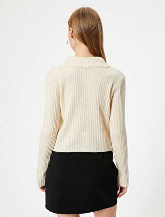 Triko Hırka Gömlek Yaka Bağlama Detaylı