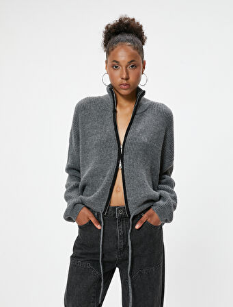 Fermuarlı Triko Hırka Dik Yaka Bağcık Detaylı Biyeli