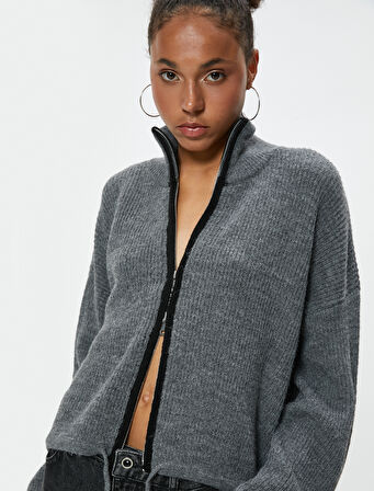 Fermuarlı Triko Hırka Dik Yaka Bağcık Detaylı Biyeli