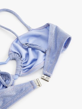 Parlak Straplez Bikini Üstü Çıkarılabilir Askılı Kalp Detaylı Astarsız Dolgusuz