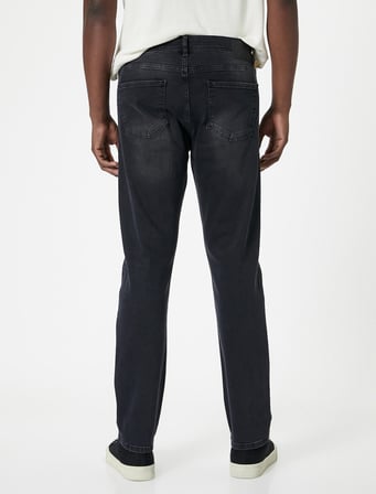 Brad Jeans - Slim Fit Jean