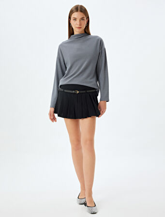 Dik Yaka Parlak Sweatshirt Uzun Kollu 