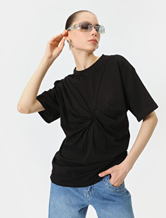 Düğüm Detaylı Tişört Kısa Kollu Bisiklet Yaka Uzun Rahat Kalıp