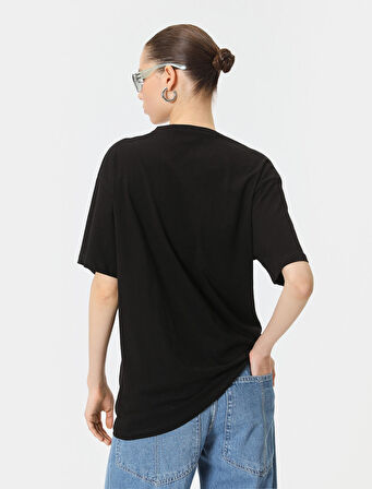 Düğüm Detaylı Tişört Kısa Kollu Bisiklet Yaka Uzun Rahat Kalıp