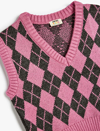 Süveter Baklava Desenli V Yaka Yumuşak Dokulu