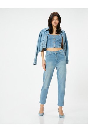 Yüksek Bel Kot Pantolon Rahat Kesim Hafif Dar Paça - Mom Slim Jeans