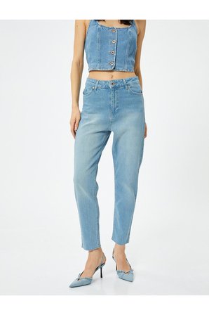 Yüksek Bel Kot Pantolon Rahat Kesim Hafif Dar Paça - Mom Slim Jeans