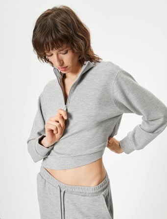 Yarım Fermuarlı Sweatshirt Dik Yaka Düşük Omuz Detaylı