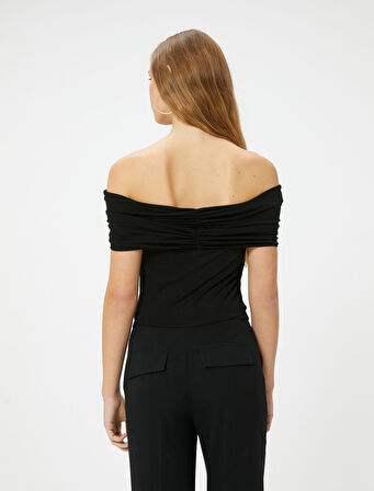 Madonna Yaka Tişört Crop Drape Detaylı Viskoz Kumaş Slim Fit