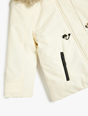 Suni Kürklü Cep Detaylı Uzun Kollu Kapitone Şişme Mont