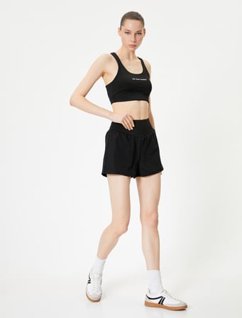 Arkası Pencere Detaylı Sporcu Sütyeni Kaplı Slim Fit U Yaka Baskılı