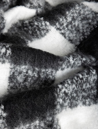 Uzun Atkı Püsküllü Kareli Yumuşak Dokulu