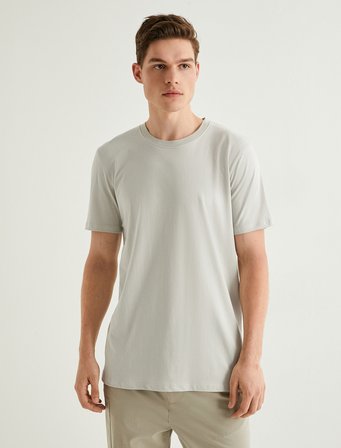 Basic Tişört Slim Fit Bisiklet Yaka Kısa Kollu 