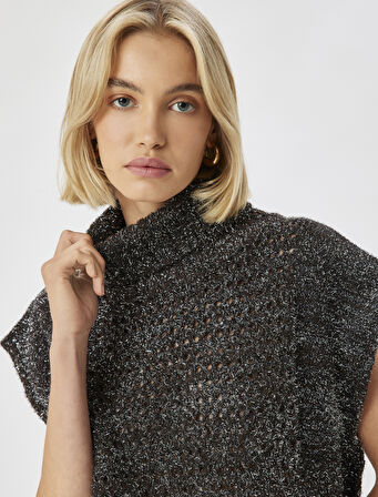 Balıkçı Yaka Peluş Kolsuz Ajurlu Kazak