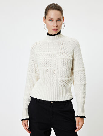 Dik Yaka Kazak Örgü Dokulu Biyeli Uzun Kollu