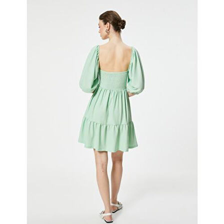 DRESSES