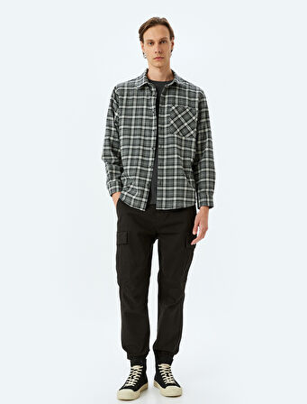 Pamuklu Gabardin Cep Detaylı Düğmeli Beli Lastikli Jogger Pantolon