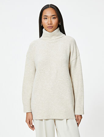 Oversize Boğazlı Kazak Uzun Kollu