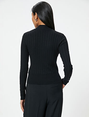 Basic Triko Kazak Dik Yaka Dokulu