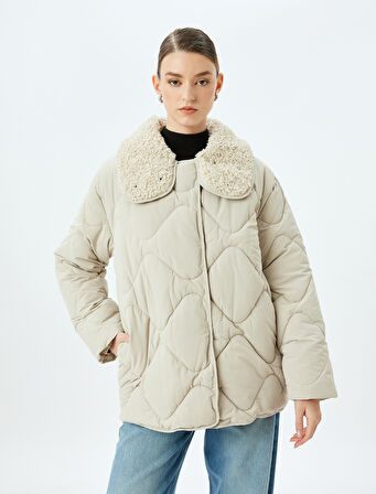 Çıt Çıt Düğme Kapamalı Cepli Su İtici Peluş Yaka Kapitone Mont 