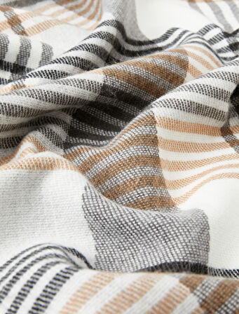 Atkı Çizgili Yumuşak Dokulu