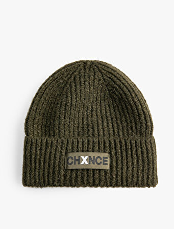 Katlı Bere Slogan Baskılı Etiket İşlemeli