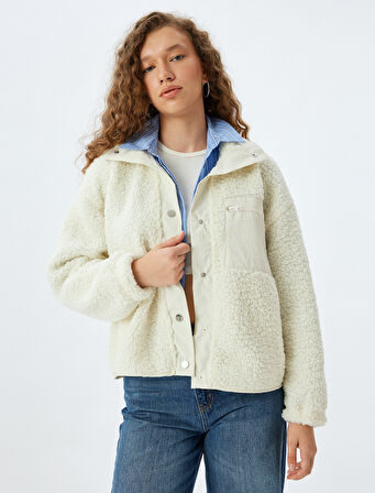 Oversize Peluş Ceket Fermuarlı Cep Detaylı Dik Yaka Çıtçıt Düğmeli